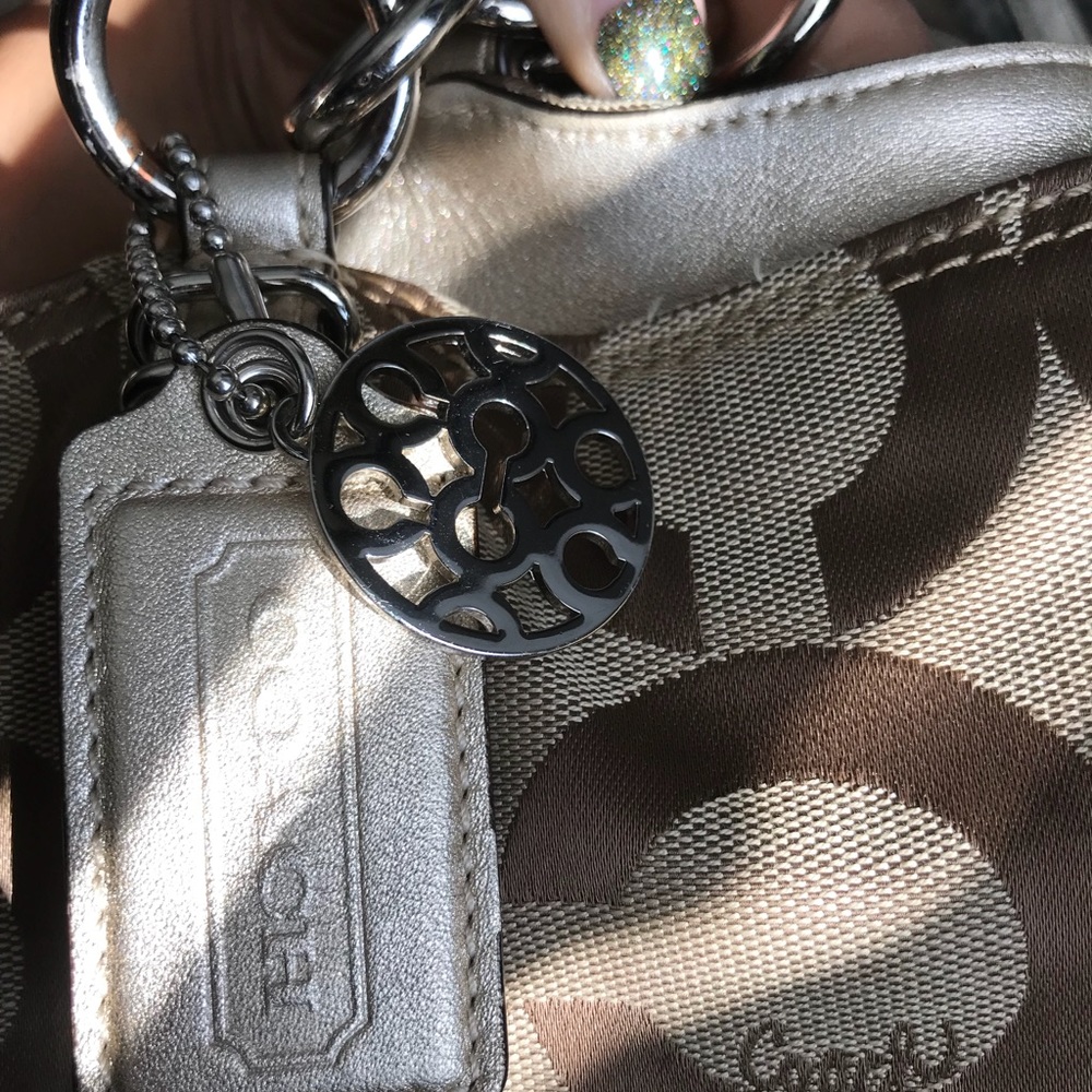 Coach Purse - Picture 5 of 8